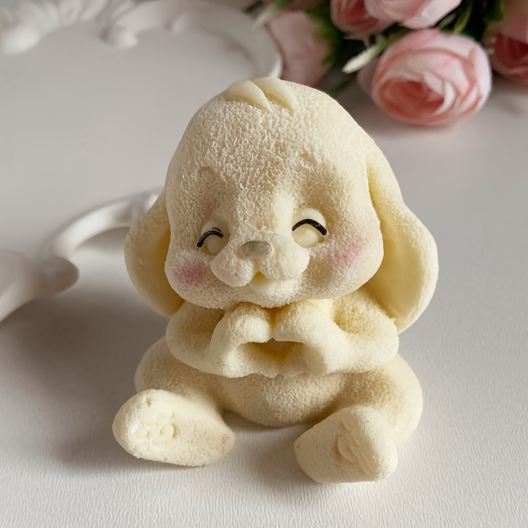 표정이 생생한 눈과 푹신한 귀를 가진 사랑스러운 토끼  - Melt Pour Soap Base 리뷰 및 가격